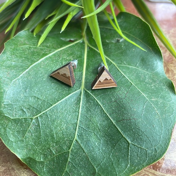 Wooden Geometric Mountain Earrings. Brand New - Picture 3 of 3